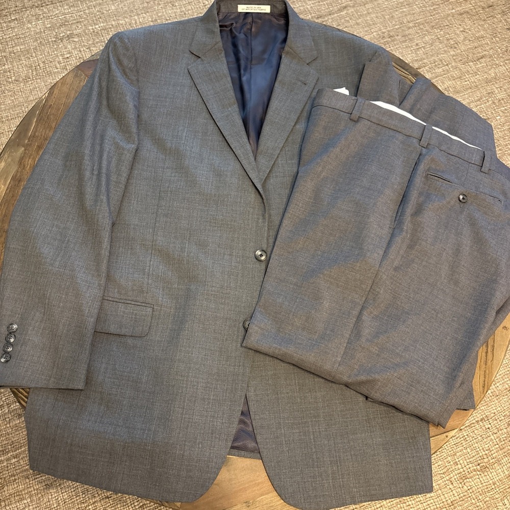 Joseph Abboud Perennial Super 110s Gray 2-Piece Suit 46L 40x31 USA MADE